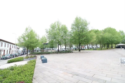 Prédio para Venda em Barcelos, V.Boa, V.Frescainha