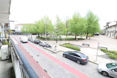 Prédio para Venda em Barcelos, V.Boa, V.Frescainha