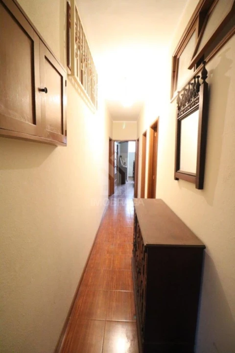 Prédio para Venda em Barcelos, V.Boa, V.Frescainha