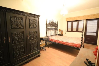 Prédio para Venda em Barcelos, V.Boa, V.Frescainha