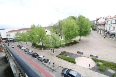 Prédio para Venda em Barcelos, V.Boa, V.Frescainha