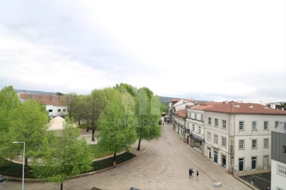 Prédio para Venda em Barcelos, V.Boa, V.Frescainha