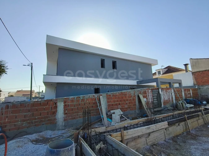 Moradia T3 para Venda em Fernao Ferro Foto 4