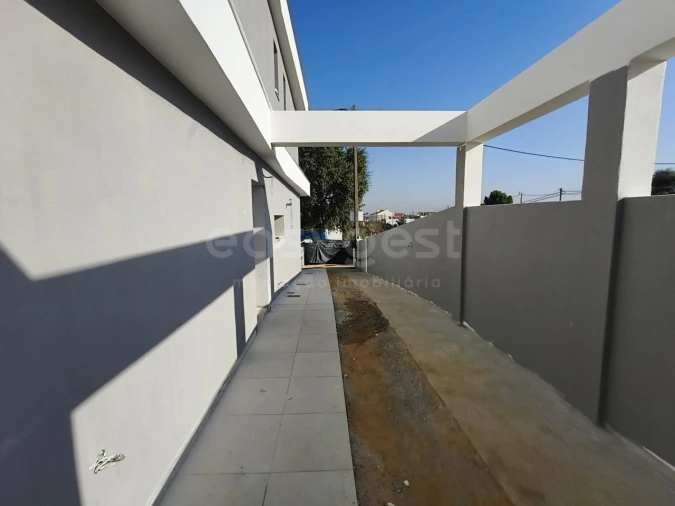 Moradia T3 para Venda em Fernao Ferro Foto 5