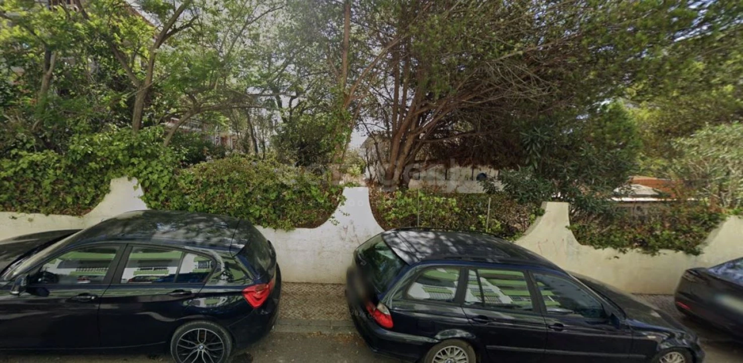 Terreno para Venda em Quarteira Foto 6