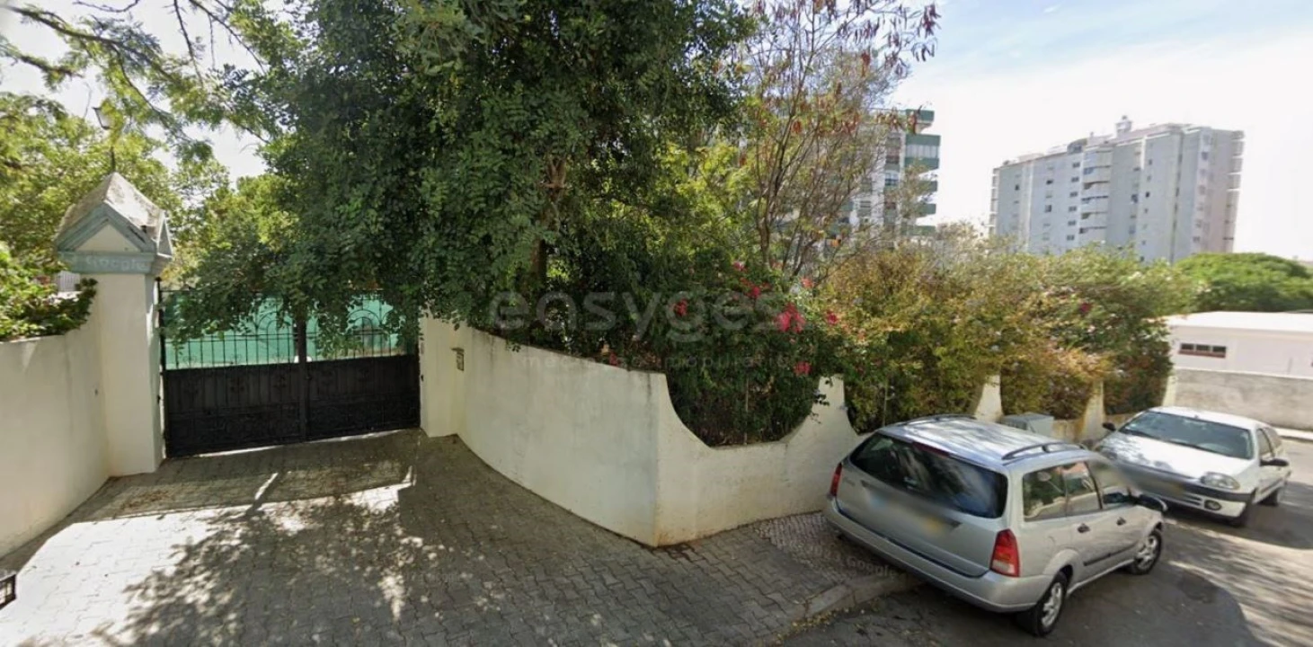 Terreno para Venda em Quarteira Foto 7