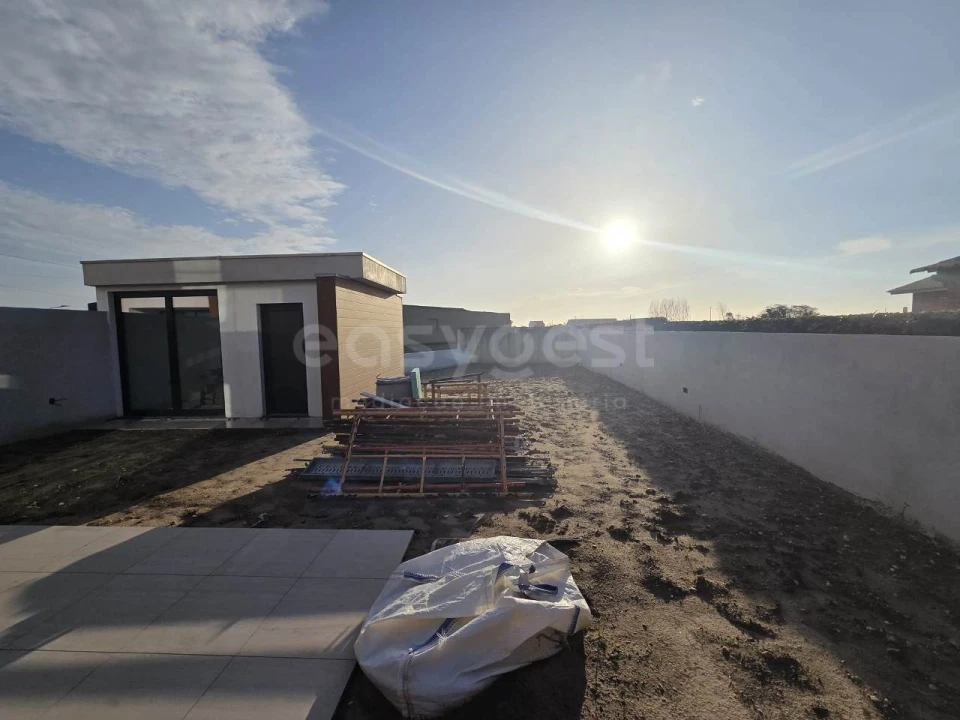 Moradia T4 para Venda em Aradas Foto 10