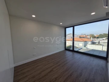 Moradia T4 para Venda em Aradas