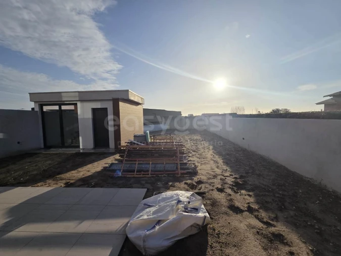 Moradia T4 para Venda em Aradas Foto 10