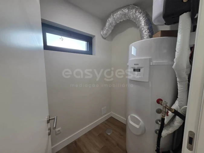 Moradia T4 para Venda em Aradas Foto 27