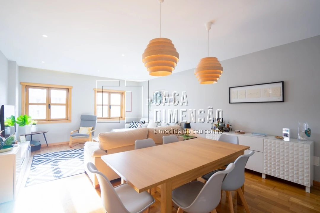 Apartamento T2 para Venda em Carnaxide e Queijas Foto 7