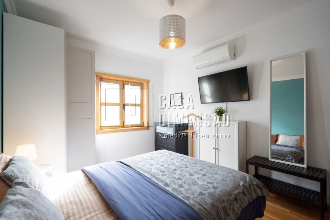 Apartamento T2 para Venda em Carnaxide e Queijas Foto 33