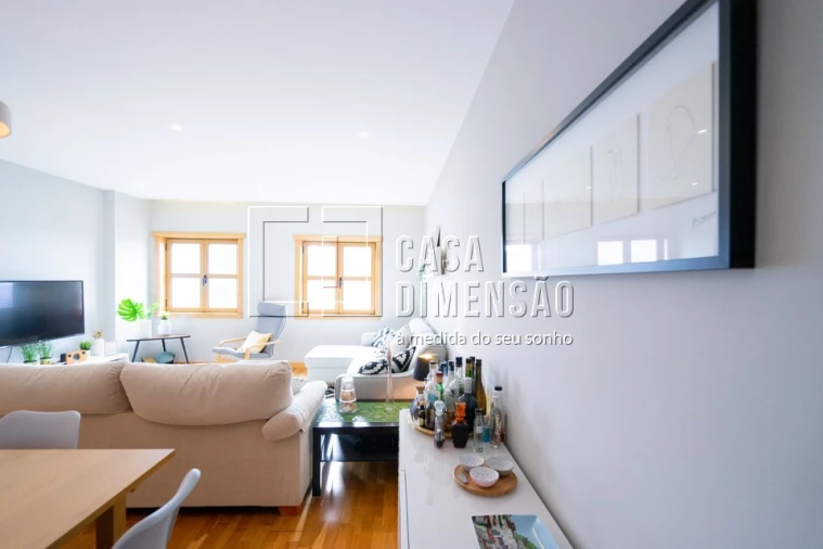 Apartamento T2 para Venda em Carnaxide e Queijas Foto 18