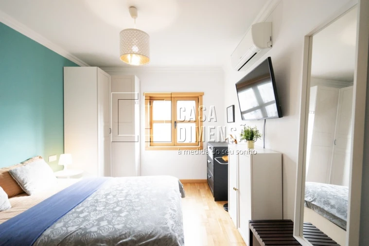 Apartamento T2 para Venda em Carnaxide e Queijas Foto 32