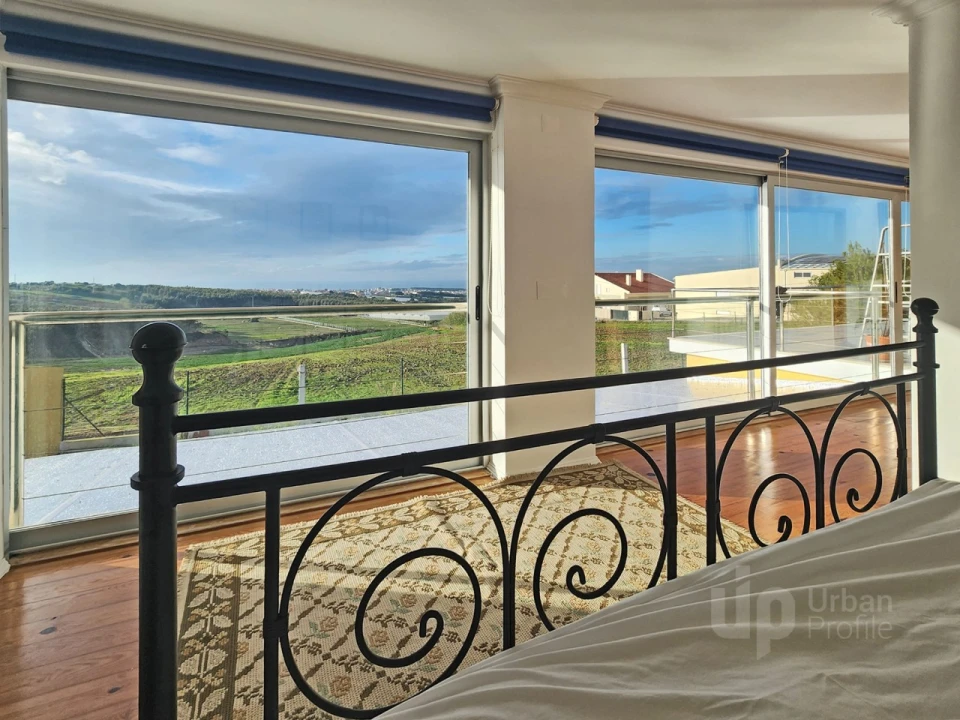 Moradia T4 para Venda em A dos Cunhados e Maceira Foto 14