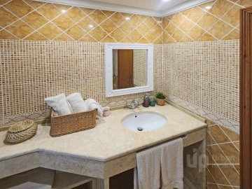 Moradia T4 para Venda em A dos Cunhados e Maceira