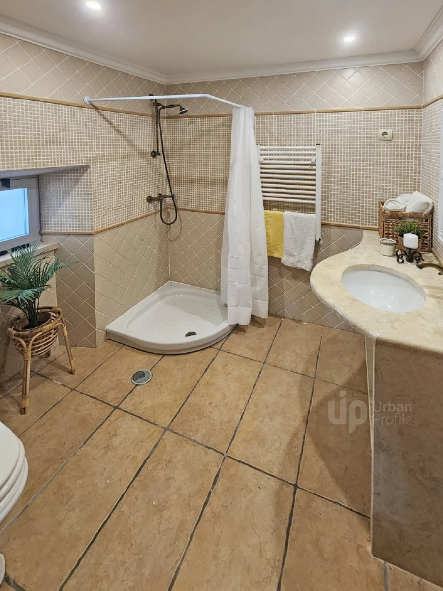 Moradia T4 para Venda em A dos Cunhados e Maceira Foto 10