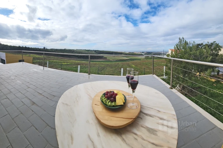 Moradia T4 para Venda em A dos Cunhados e Maceira Foto 11