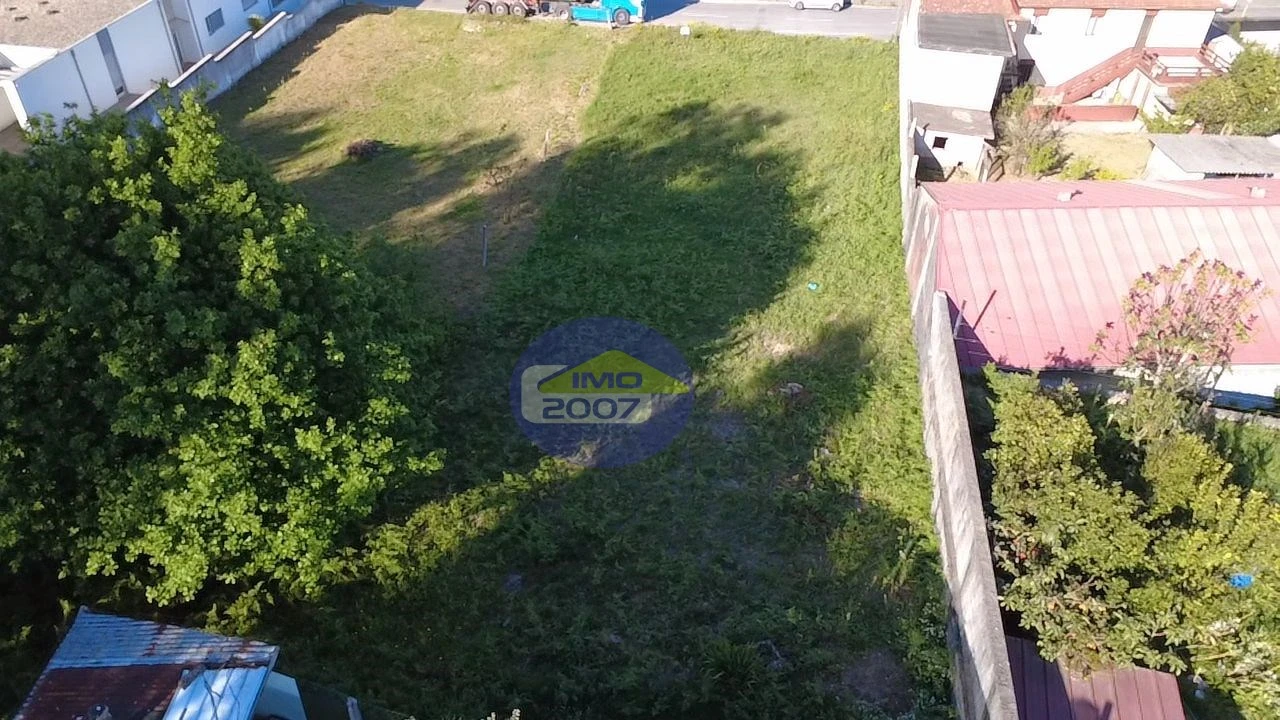 Terreno para Venda em Sanguedo Foto 8