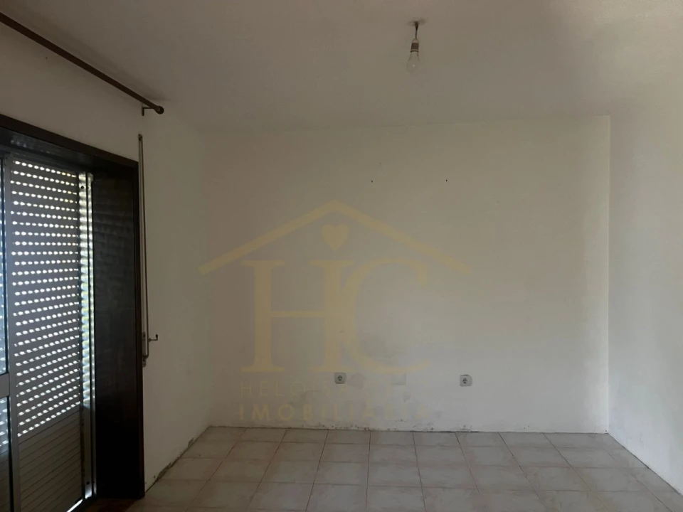 Moradia T2 para Venda em Esgueira Foto 8