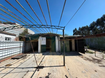 Moradia T2 para Venda em Esgueira