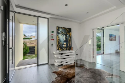 Moradia T4 para Venda em Santa Maria, São Pedro e Matacães