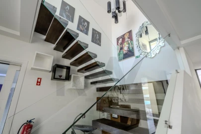 Moradia T4 para Venda em Santa Maria, São Pedro e Matacães