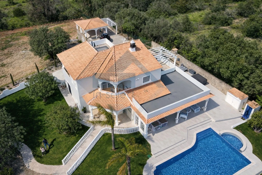 Moradia T3 para Venda em Boliqueime Foto 7