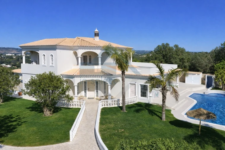 Moradia T3 para Venda em Boliqueime Foto 6