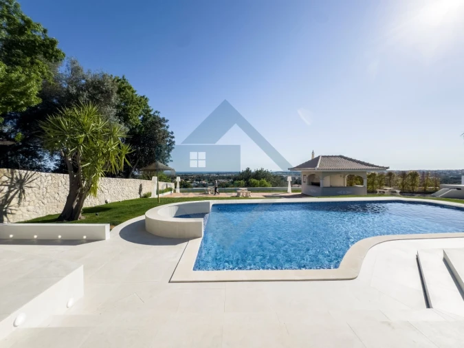 Moradia T3 para Venda em Boliqueime Foto 69