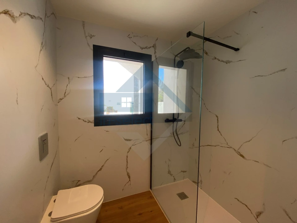 Moradia T3 para Venda em Loule (São Sebastião) Foto 21