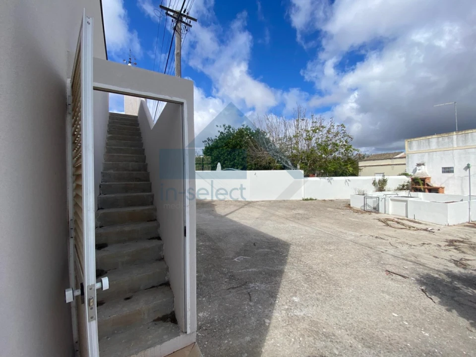 Moradia T3 para Venda em Loule (São Sebastião) Foto 24