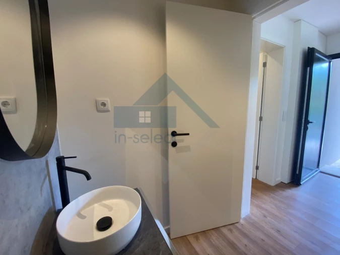 Moradia T3 para Venda em Loule (São Sebastião) Foto 5