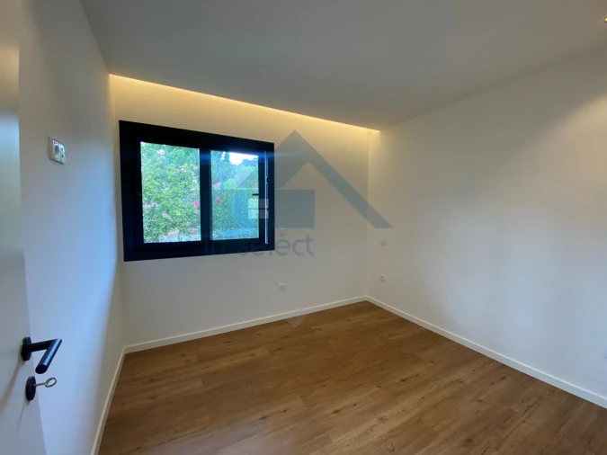 Moradia T3 para Venda em Loule (São Sebastião) Foto 15