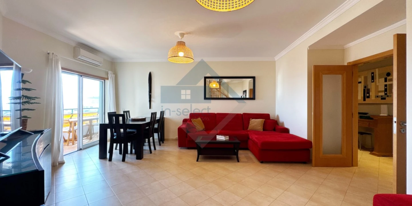 Apartamento T4 para Venda em Quarteira Foto 11