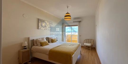 Apartamento T4 para Venda em Quarteira