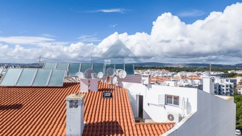 Apartamento T4 para Venda em Quarteira