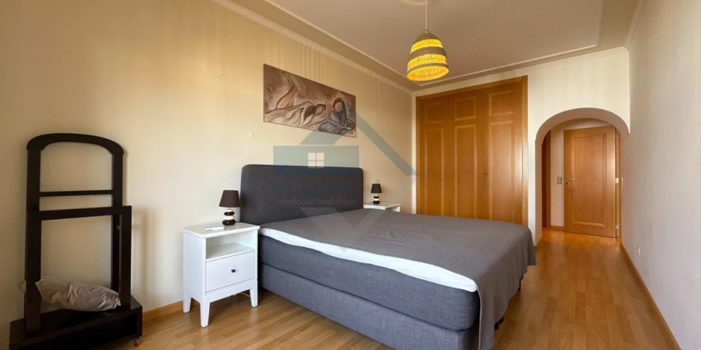 Apartamento T4 para Venda em Quarteira Foto 15