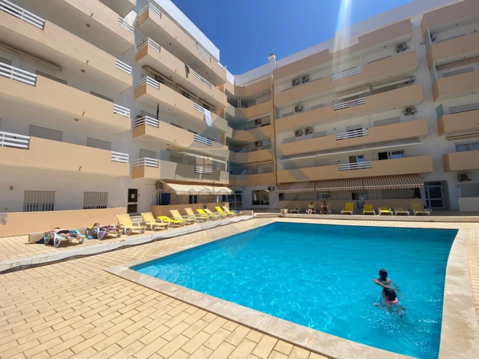 Apartamento T2 para Venda em Quarteira Foto 1