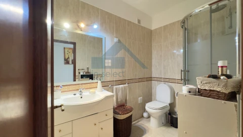 Apartamento T2 para Venda em Quarteira