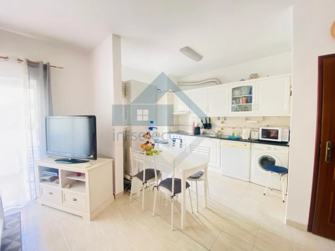 Apartamento T2 para Venda em Quarteira Foto 6