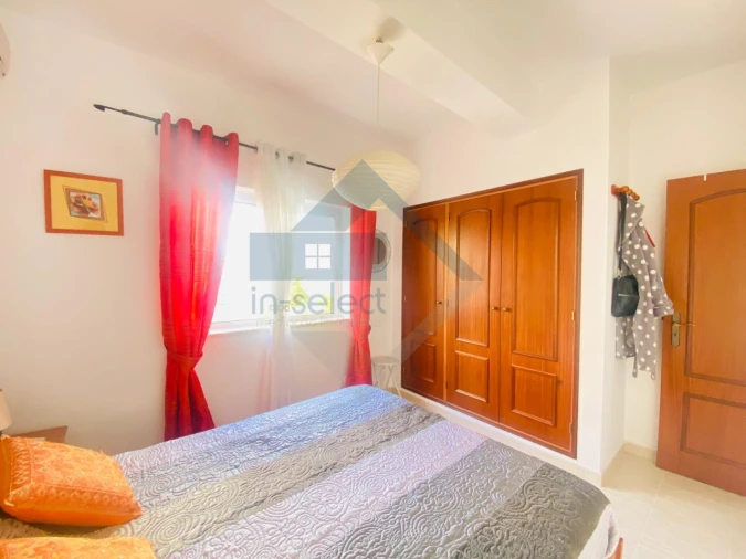 Apartamento T2 para Venda em Quarteira Foto 13