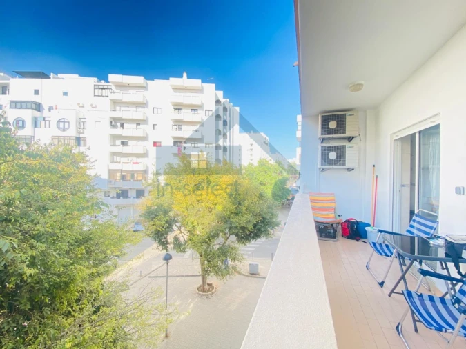 Apartamento T2 para Venda em Quarteira Foto 16