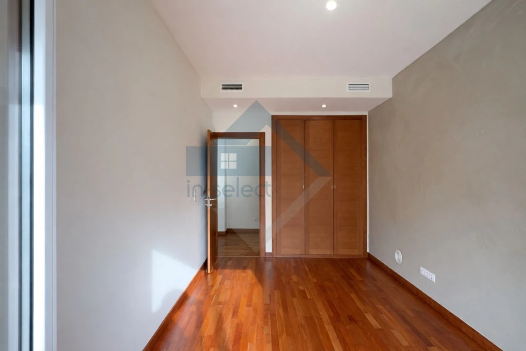 Apartamento T2 para Venda em Loule (São Clemente) Foto 11