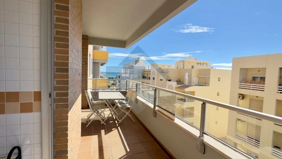 Apartamento T1 para Arrendamento em Quarteira Foto 20