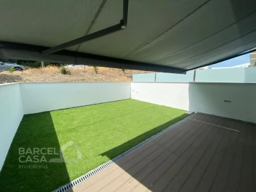 Moradia T3 para Venda em Barcelinhos