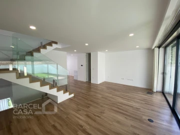 Moradia T3 para Venda em Barcelinhos