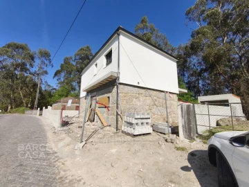 Moradia T3 para Venda em Cambeses