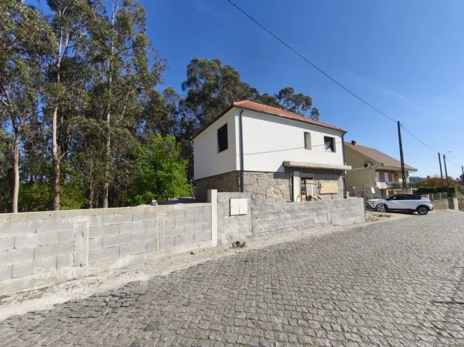 Moradia T3 para Venda em Cambeses Foto 2