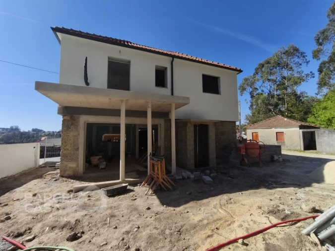 Moradia T3 para Venda em Cambeses Foto 4